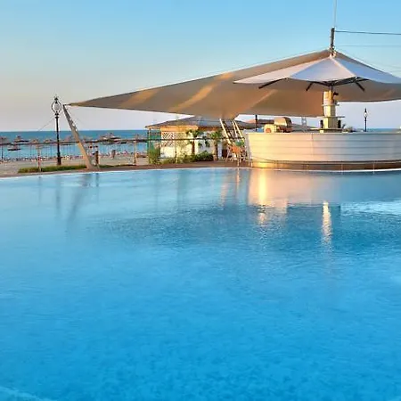 Апартамент Berlin Golden *