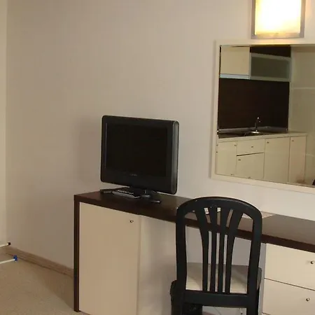 Berlin Golden Goldstrand