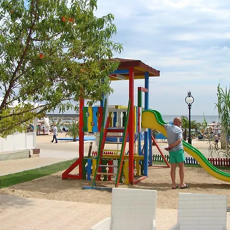 Berlin Golden Goldstrand